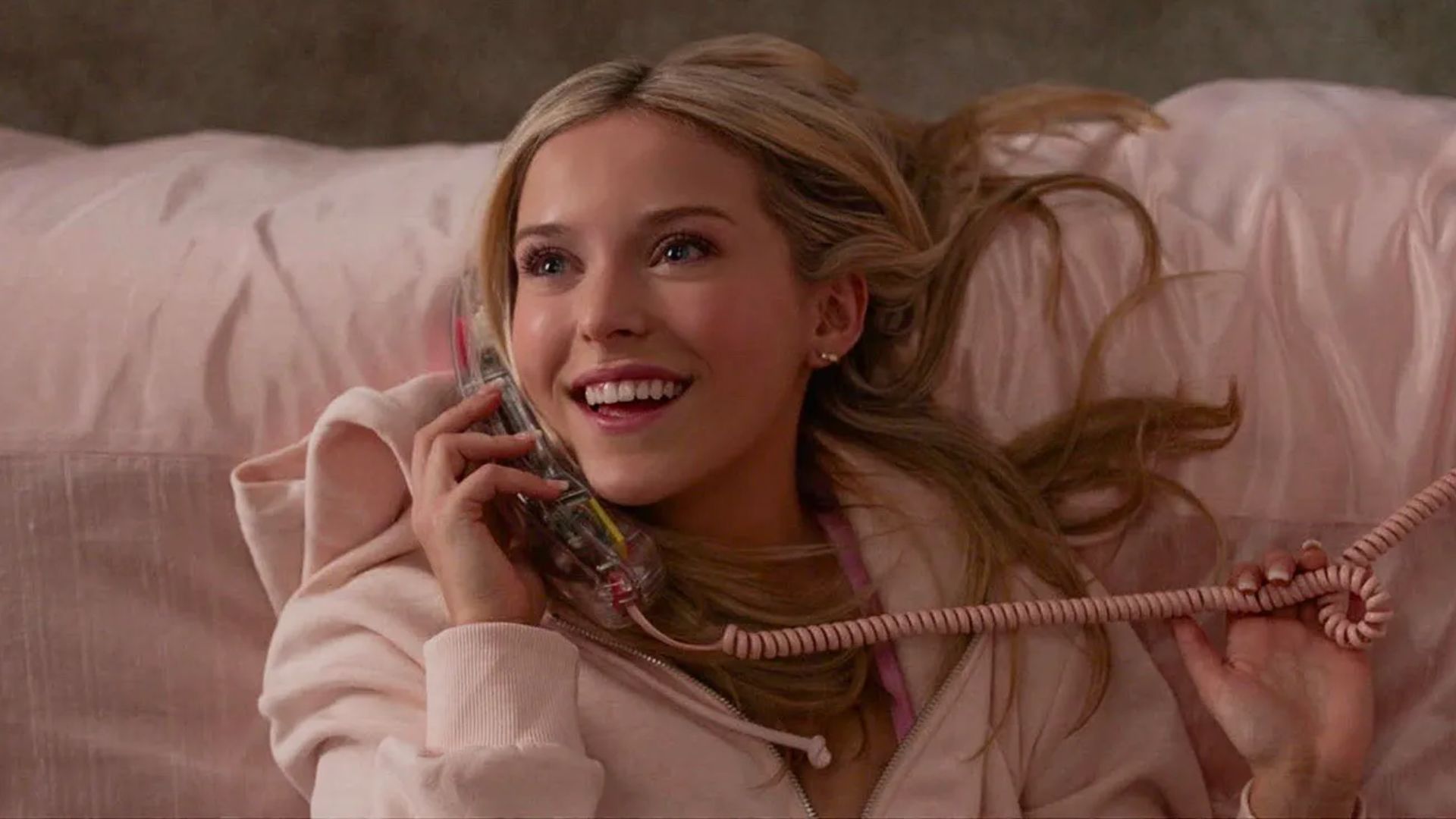 Elle ganha primeiro trailer e mostra juventude de Elle Woods antes de Harvard